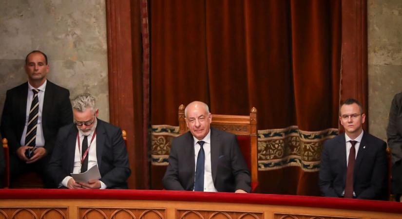 Török Gábor: Sulyok Tamás számára nincs jó választás, miután Magyar Péter a szemébe nézve lemondásra szólította fel