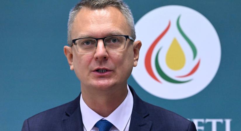 Kiakadt Magyar Péter „bosszúbeszédén” Rétvári Bence