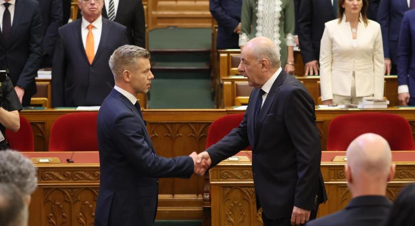 Reagált a Sándor-palota arra, hogy Magyar Péter távozásra szólította fel Sulyok Tamást