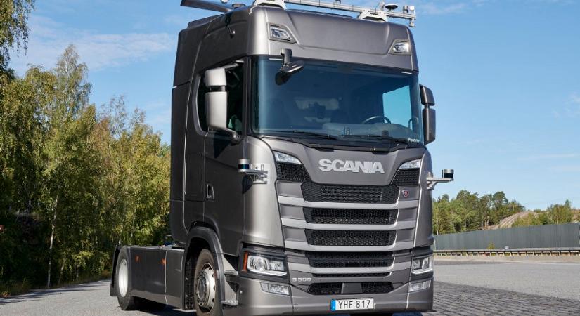 Már közúton is közlekedhet az önvezető Scania