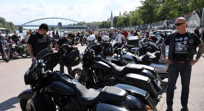 Szatymazi tűzoltók harca, szegedi motoros rekord és székkutasi sportünnep egy napon