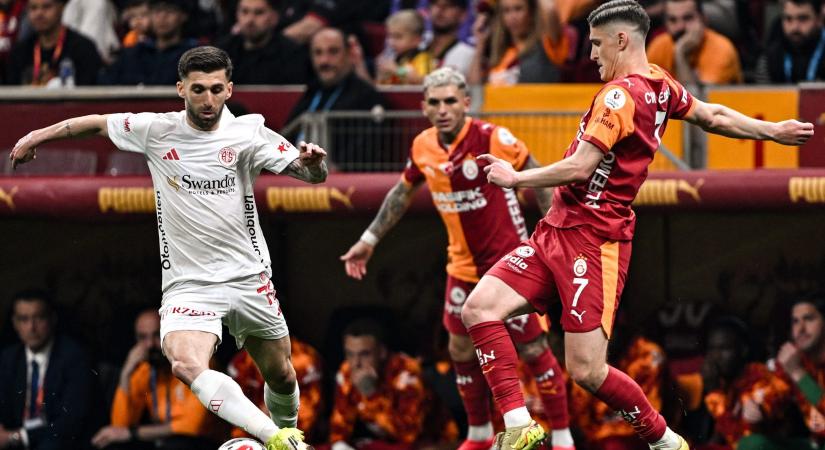 Sallai Roland ismét bajnok lett a Galatasaray-jal