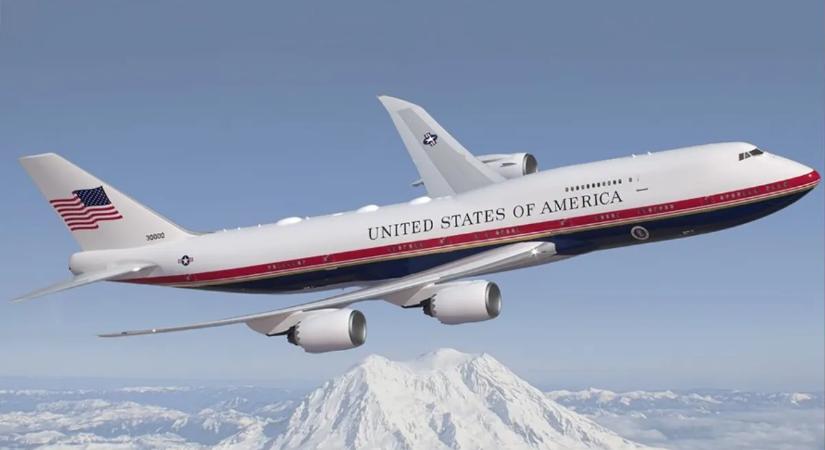 Jó híreket kapott Trump: hamarosan szolgálatba állhat az új Air Force One repülőgép
