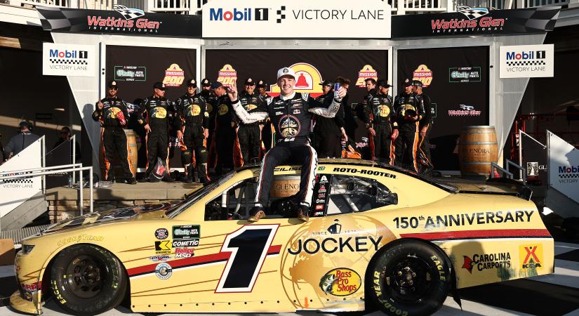 NASCAR: Zilisch nyert, Love teljesen összetört Watkins Glenen