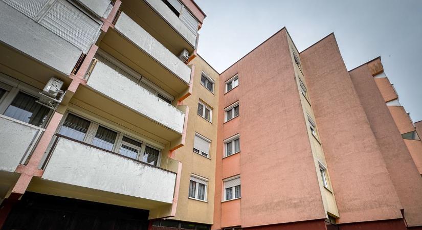Most lehet nagyot kaszálni a lakáspiacon: a 10 százalék alku sima ügy, milliók maradnak a vevőknél!
