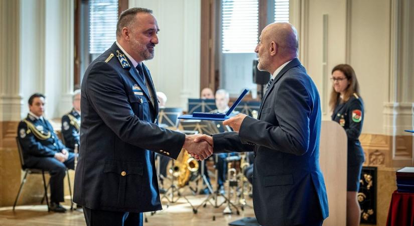 Elismerések sora jutott a Borsod-Abaúj-Zemplén vármegyei iskolaőröknek
