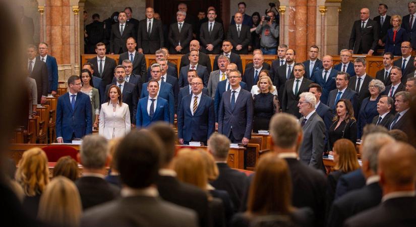 Rétvári Bence: Magyar Péter bosszúbeszédet mondott a Parlamentben