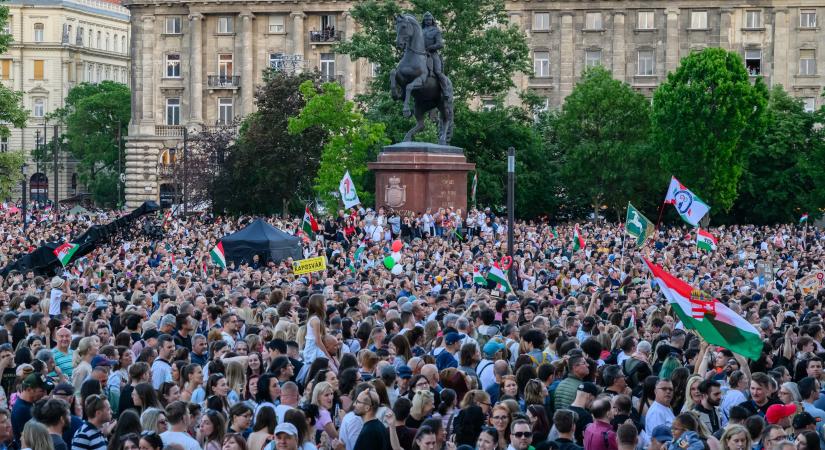 Így zajlott a „rendszerváltó népünnepély” buli része – fotók