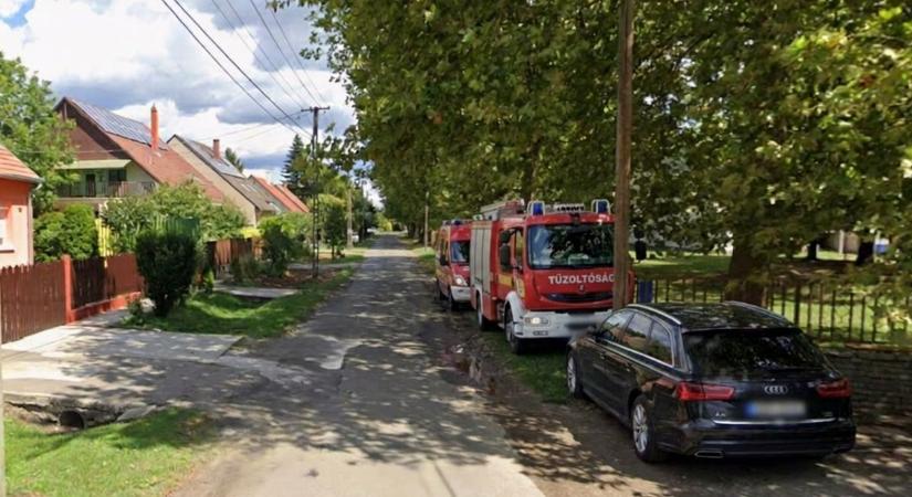 Drámai pillanatok: két kisgyermek rekedt egy autóban Szentlőrincen – azonnal riasztották a hatóságokat