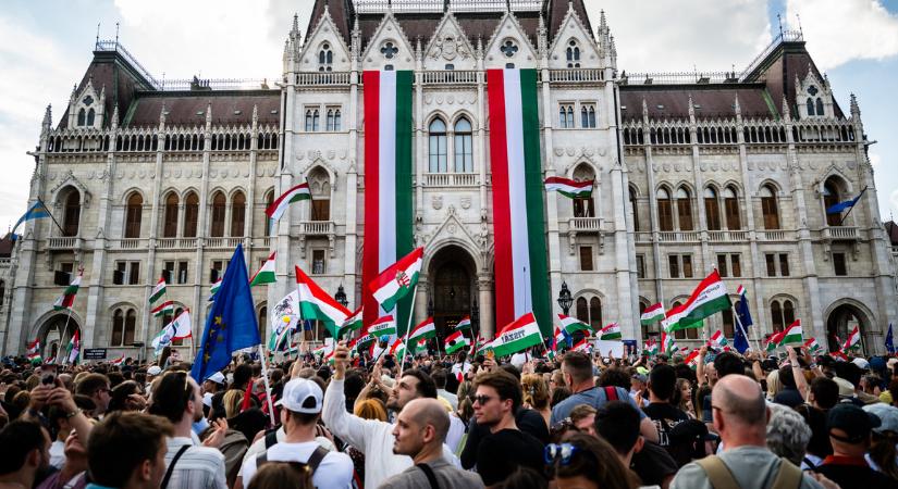 „Számoltassák el az elmúlt 16 év politikus bűnözőit, derüljön ki, hogy nem lehet büntetlenül lopni”