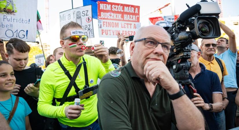 Közmédiás dolgozók tálaltak ki a Partizánnak, a 24.hu-t sem lehetett szemlézni a választási kampányban