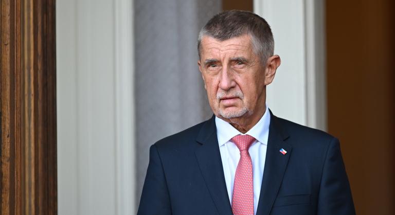 Andrej Babis üzent Magyar Péternek az eskütétele után