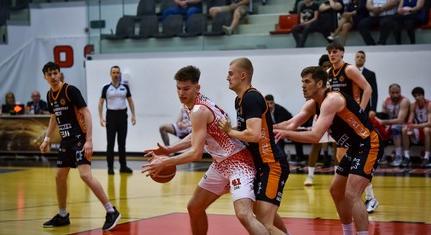 Megérezte a hiányzókat az NKA, szűkös vereség Oroszlányban