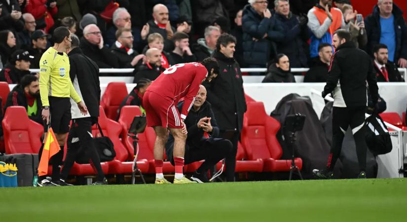 „Unalmasak vagytok!” – saját szurkolói alázták porig a Liverpoolt