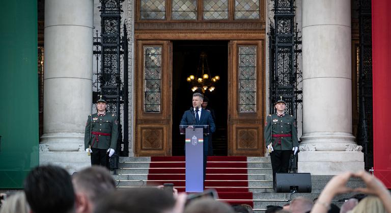 Fontos napok jönnek az új kormány életében, most dől el, hogy kik alkotják majd hivatalosan