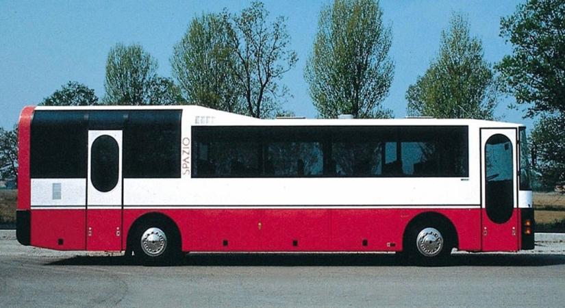 Alig pár darab maradt ebből az autóbuszból