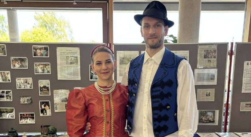 Németországban járták a táncot a csornai pántlikások - fotó