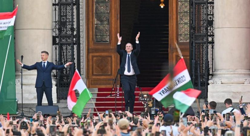 A nemzetközi sajtó továbbra sem tud betelni Hegedűs táncával