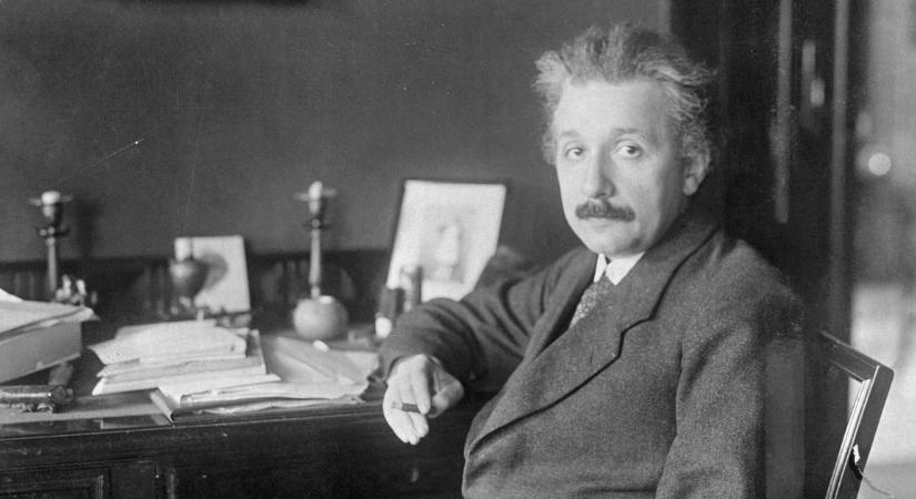 Albert Einstein csalhatatlan receptje a boldogsághoz: két mondatban írta meg borravaló helyett egy futárnak