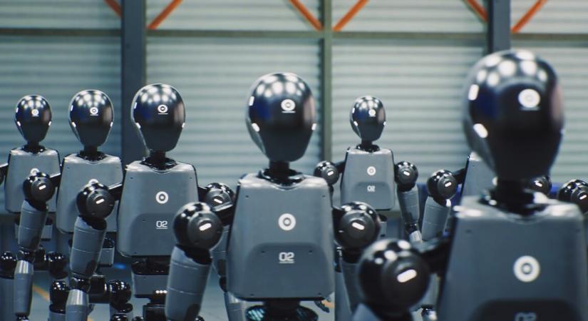 Mintha egy sci-fi lenne – így harcolt egymással két humanoid robot