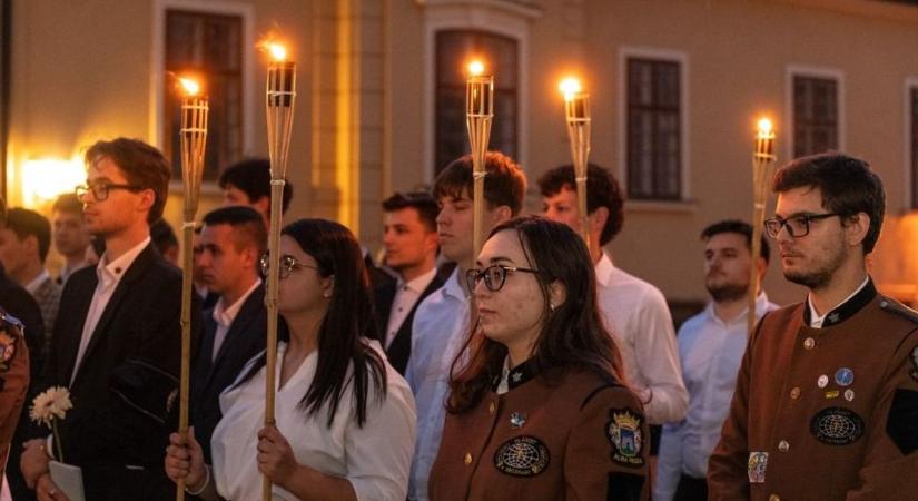 Kirúgták a végzősöket, mégis hatalmas volt az öröm (galéria)