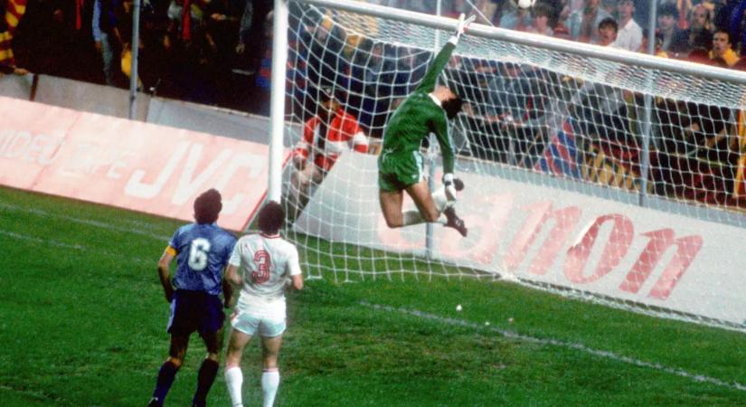 Az éles szemű diktátor a román futball legnagyobb győzelmében is kiszúrta a hibát