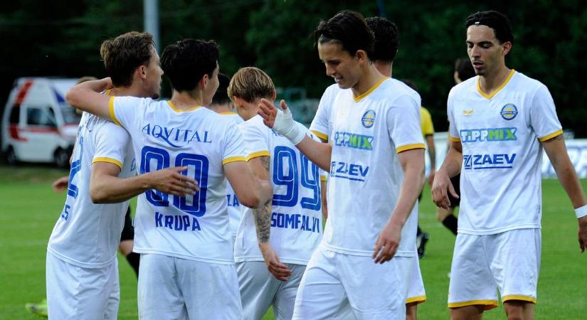 Szoros mérkőzésen biztosította helyét az Aqvital FC Csákvár