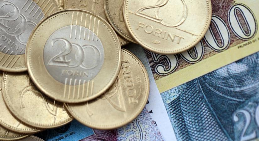 Azta: rengeteg ér ez a hibás 200-as, el ne költsd, ha ilyet találsz a tárcádban