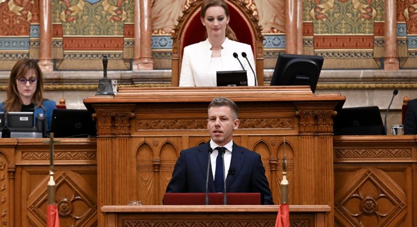 Ketten vették fel a nyúlcipőt azok közül, akiket Magyar Péter nem kívánatos személynek tart