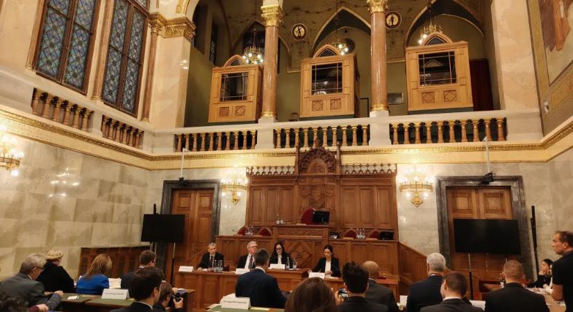 Orbán Anita: Túl gyakran voltunk a küllők között, és túl ritkán küllők