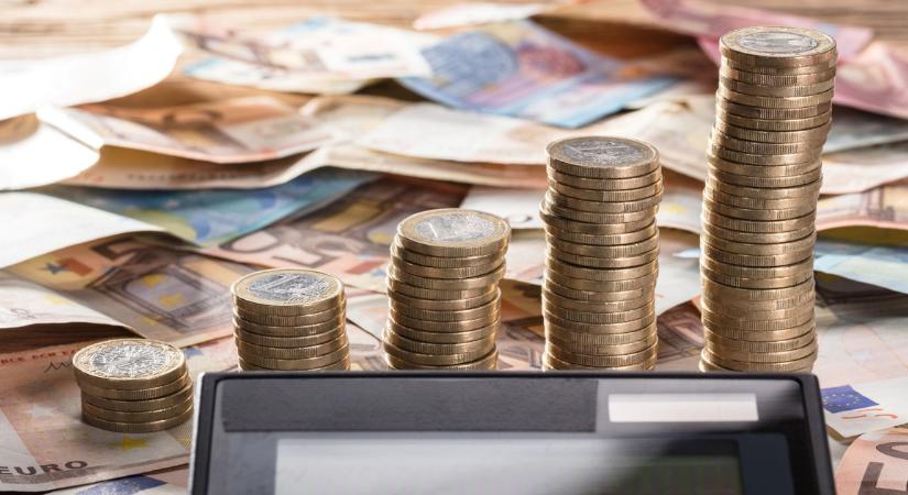 Ez lett a választás előtti pénzosztásból – Ide kerültek a lakosságnak kitolt százmilliárdok