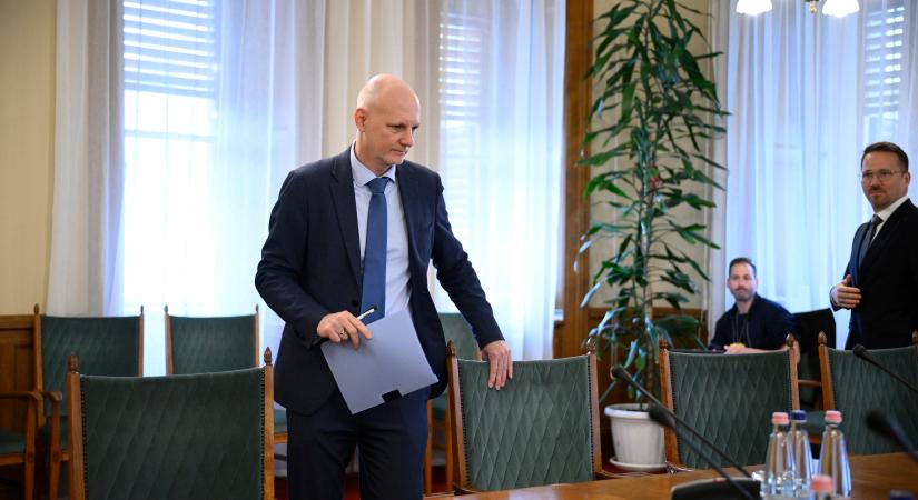 Tanács Zoltán: Ki fogjuk vizsgálni, hogyan törték fel a külügyminisztériumot