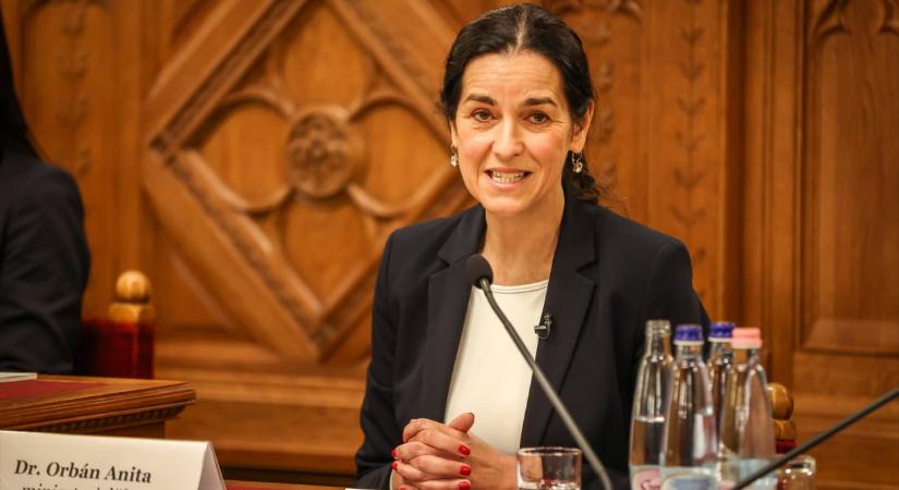 Orbán Anita: Júniusban tárgyalhat Magyar Péter Robert Ficóval a Benes-dekrétumokról