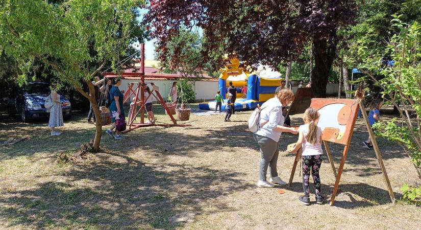 Családi nap a Virágh-kúriában: hagyomány és közösség Kunszentmiklóson – fotók