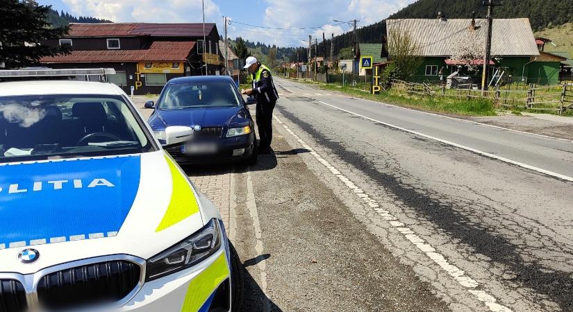 Hamis jogosítvány, ittas vezetés, baleset – Eseménydús hétvége a Hargita megyei utakon