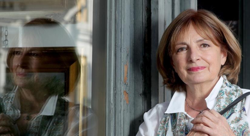 Kiderült, hogy él most a 73 éves tévés legenda, Endrei Judit