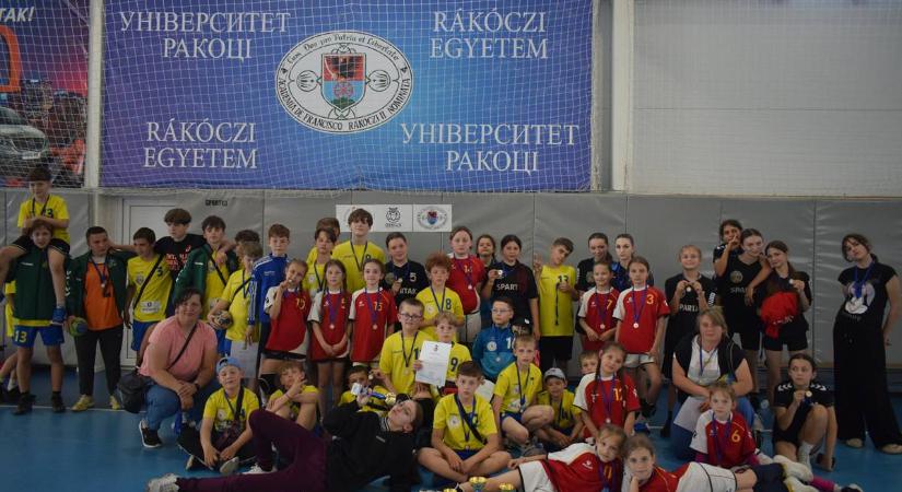 Sikeresen lezajlott a XIII. Zupkó József Kézilabda Emléktorna - A sport közösséget, tartást és jövőt ad a fiataloknak