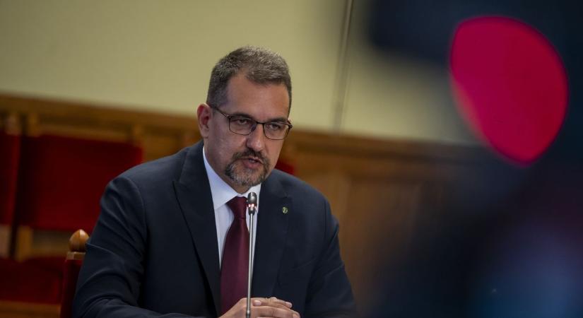 A földtörvényhez is hozzányúlhat az új kormány