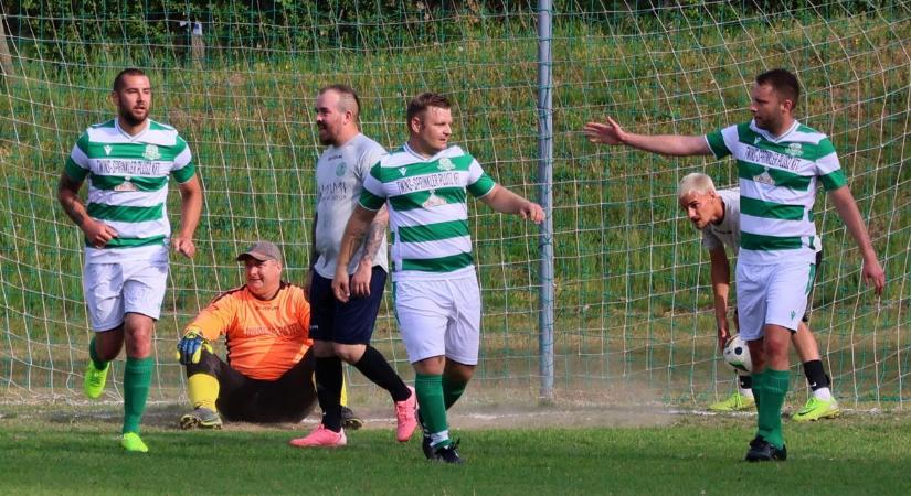 Szomszédvári rangadón folytatta kiváló hazai sorozatát a Kajdacs (galéria)