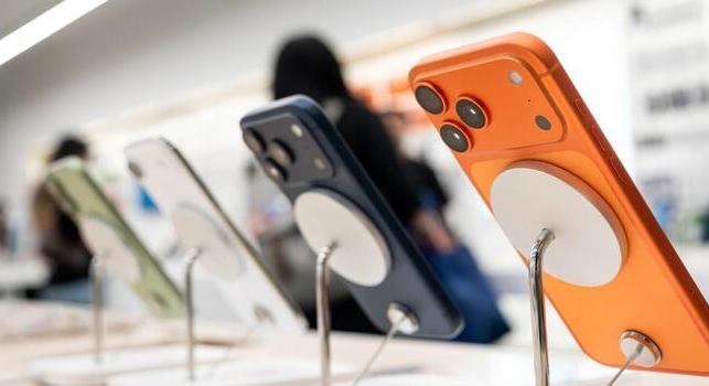 Az Apple 250 millió dollárja bánta az AI-os ígérgetéseket
