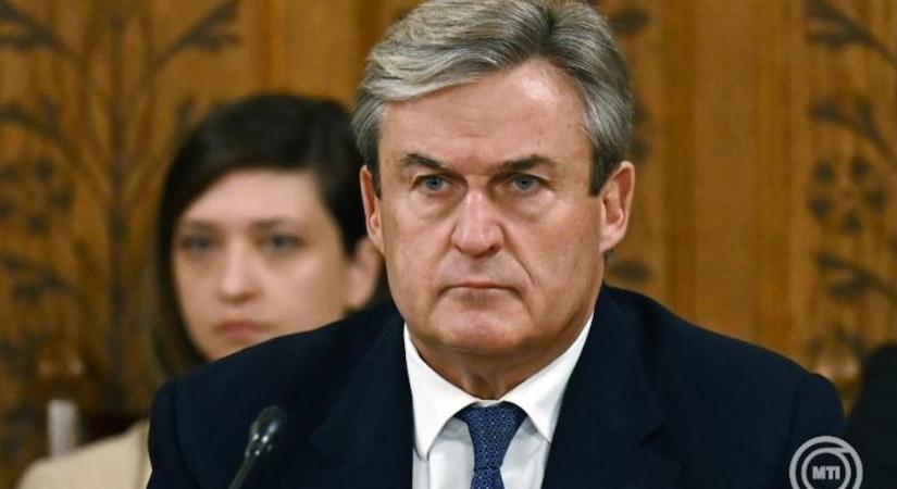 Kapitány István: nem válunk le az orosz energiáról, és marad a rezsicsökkentés