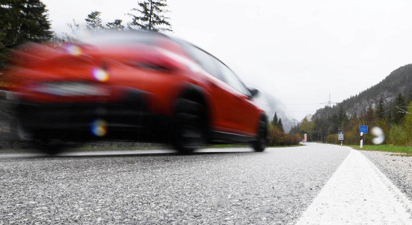 Magyarországon is jöhet a gyorshajtásos autóelkobzás