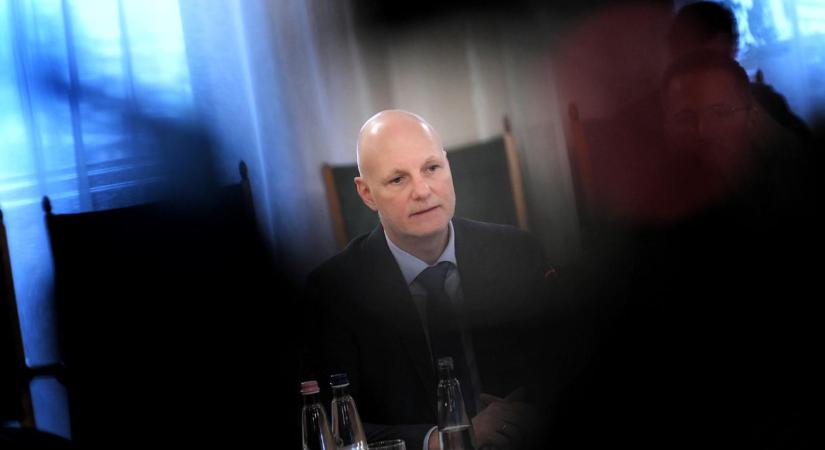 Tanács Zoltán a meghallgatásán: A kisgyerekek egyáltalán ne kerüljenek okoseszközök közelébe