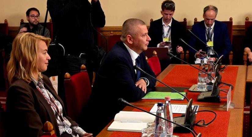 Tompa Enikő is részt vett Ruszin-Szendi Romulusz meghallgatásán