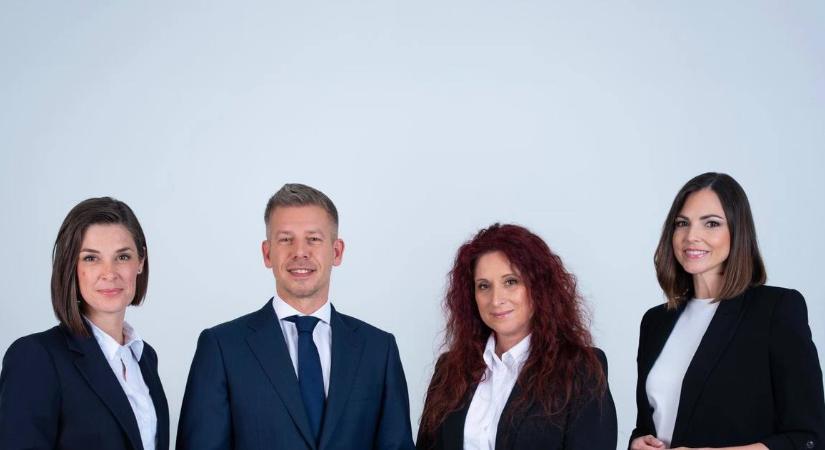 Szondi Vandát, Magyar Évát és Köböl Anitát mutatta be kormányszóvivőként Magyar Péter