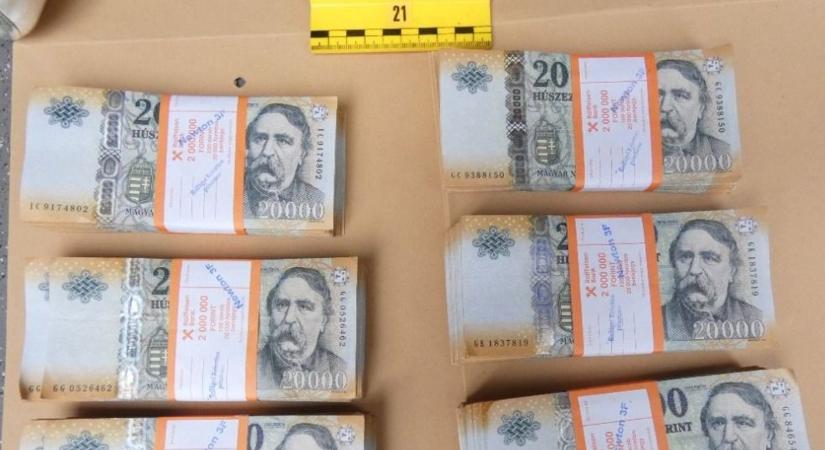 Nyugdíjasokat vertek át, börtönbe kerülhetnek a csalók