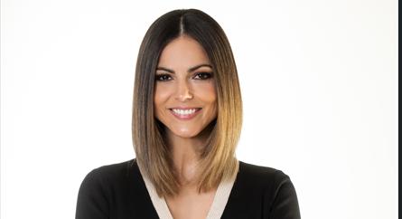 Rögtön hatalmas gratulációt kapott Köböl Anita, az egyik új kormányszóvivő - ATV: „Felkészült, tájékozott és szorgalmas kolléga...”