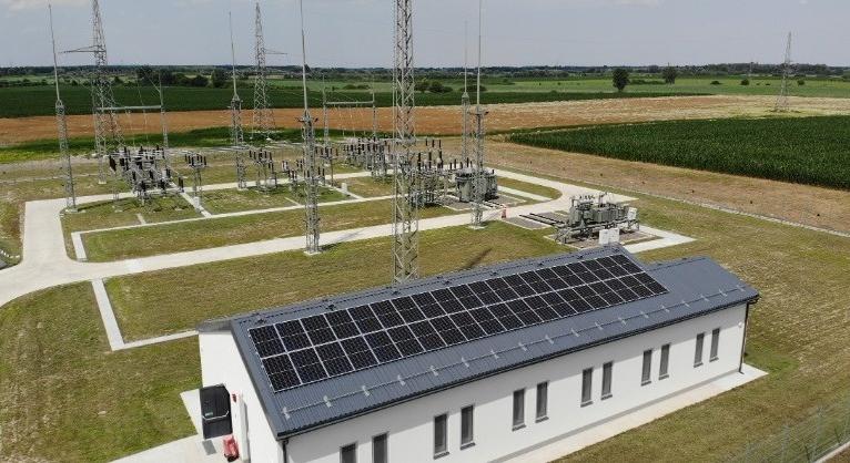 1800 kilométer hálózat és több mint 2800 transzformátor fejlesztése fejeződött be