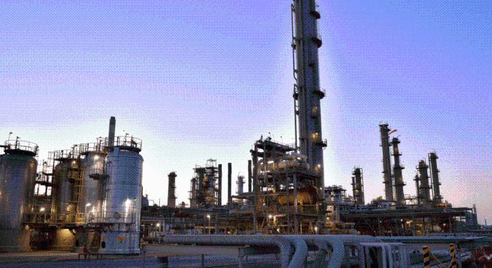 Megugrott a Saudi Aramco profitja – A közel-keleti válság sem fékezte az olajbizniszt
