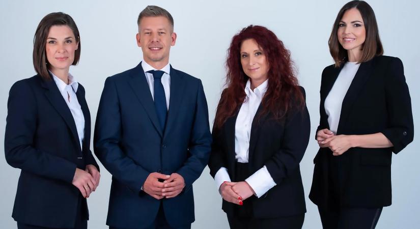 Három kormányszóvivőből kettő már megszólalt Magyar Péter bejelentése után